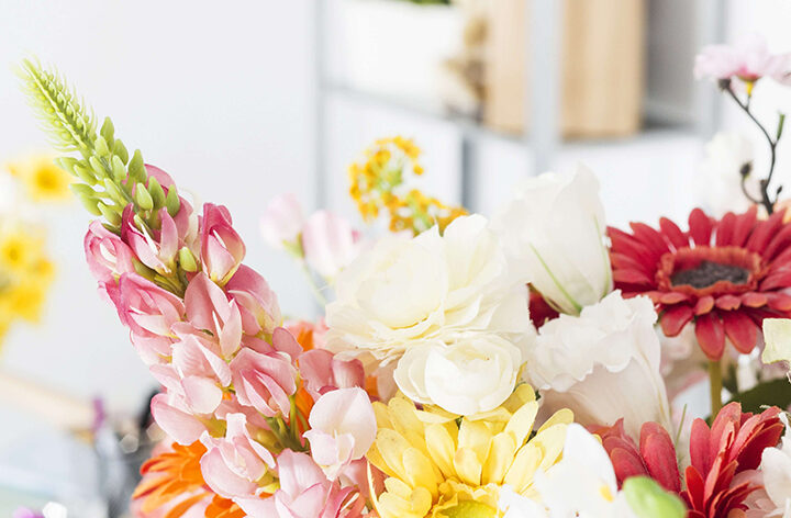 How to Buy Flowers Online Abu Dhabi